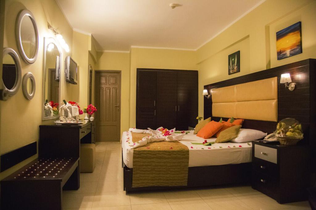 Cataract Layalina Naama Bay Hotel Sharm el-Sheikh Exterior photo